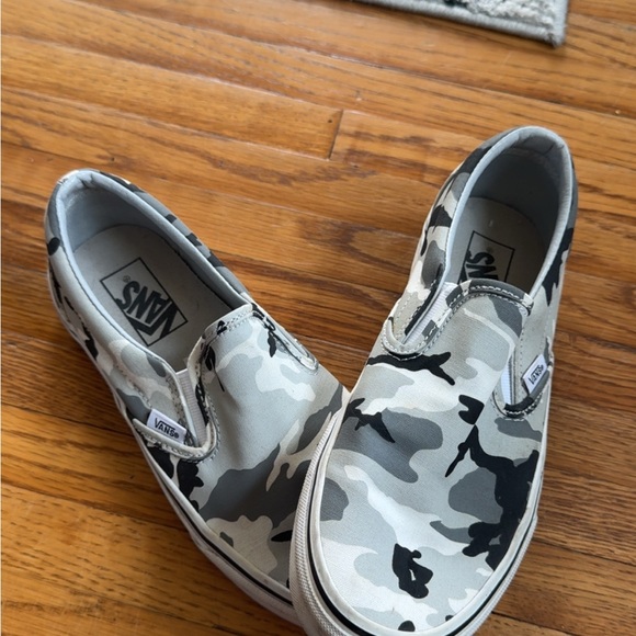 Vans Women Camo Slip-On Sneakers - Black and White - Picture 1 of 1